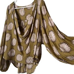 Like new Free People fall drape top